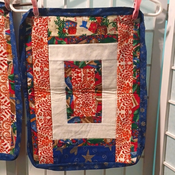 2 Holiday/Christmas Table place Mats for completion 4974 - Picture 3 of 8